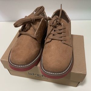 New in Box Sperry Caspian III dirty buck suede oxfords Boys Size 13M
